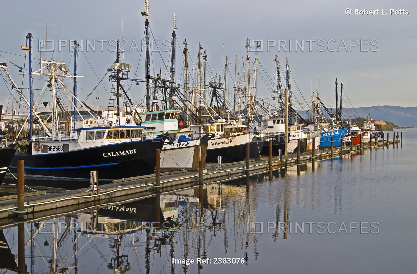 Commercial Fishing Boats Dock In The Warrenton Boat Mooring Basin On The ...