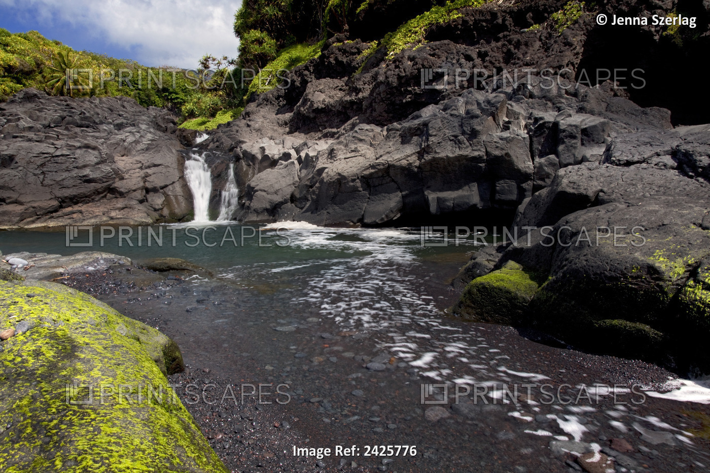 Hawaii, Maui, Kipahulu, One Of The Seven Sacred Pools.